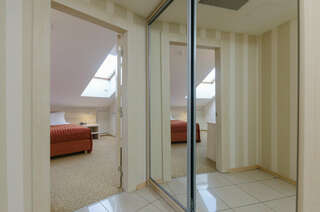 Гостиница Пятый угол Санкт-Петербург Двухместный номер с 1 кроватью или 2 отдельными кроватями-2